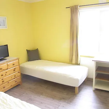 Bedder At Oslo Airport - Serviced 3* Jessheim