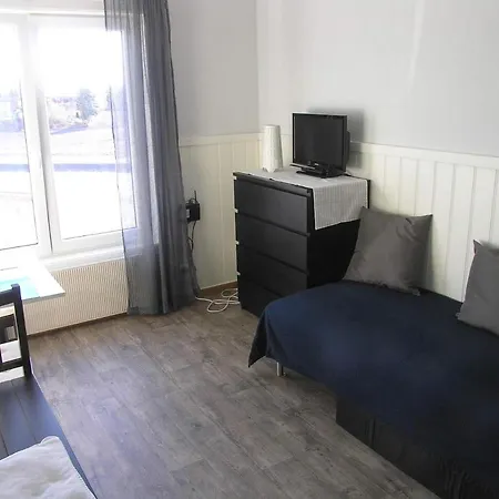 Bedder At Oslo Airport - Serviced 3*