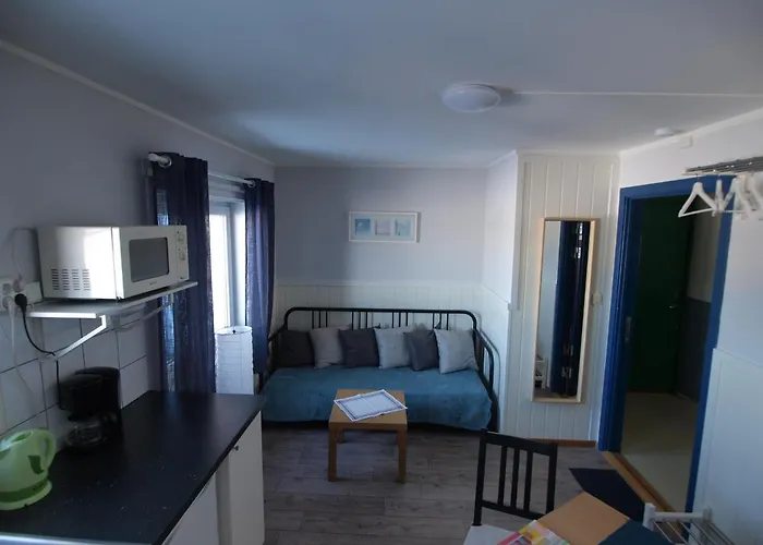 Bedder At Oslo Airport - Serviced 3* Jessheim