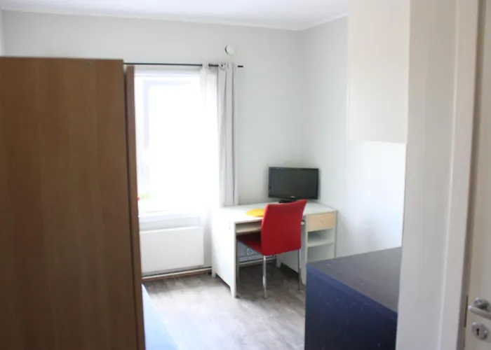 Bedder At Oslo Airport - Serviced 3*